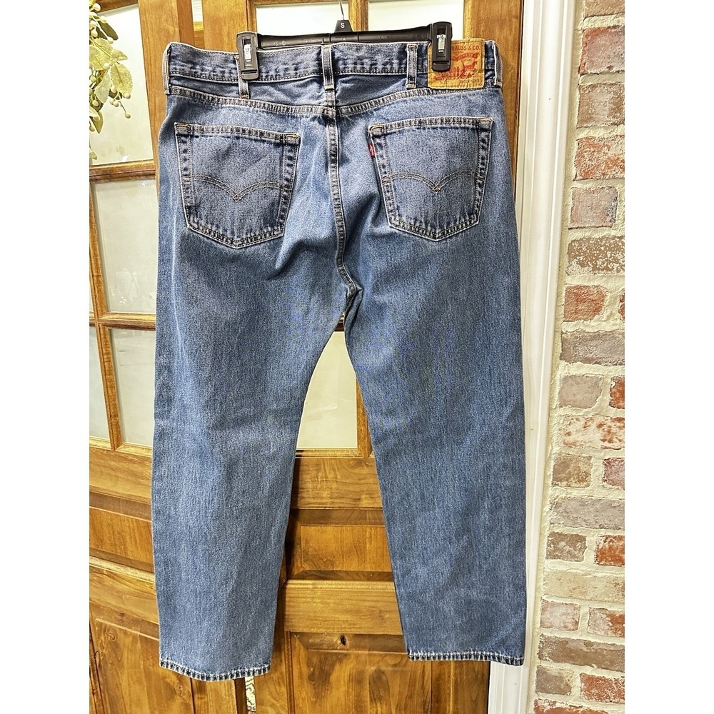 Levi's 505 Regular Fit Jeans Men 38x30 Med Wash Straight Leg Denim Classic - Picture 3 of 6